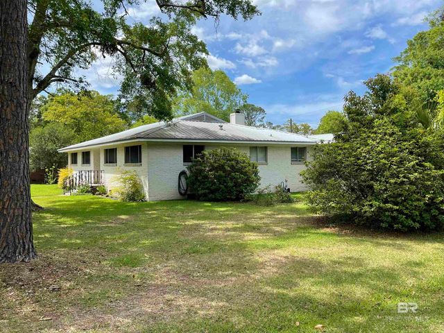 402 W Myrtle Avenue, Foley, AL 36535