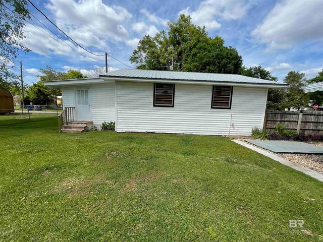 402 W Myrtle Avenue, Foley, AL 36535