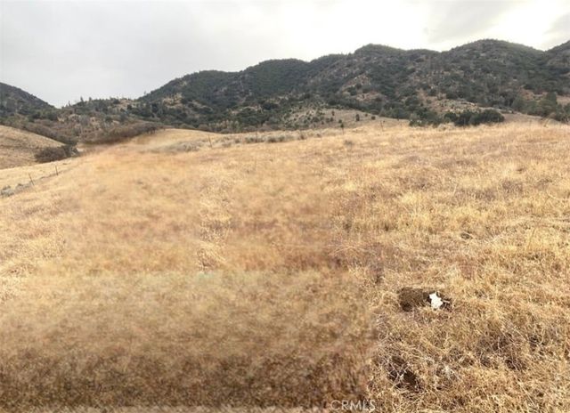 183 Siskiyou Drive, Tehachapi, CA 93561