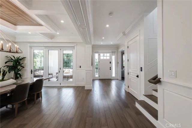 10555 Holman, Los Angeles, CA 90024