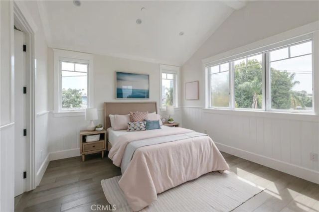 10555 Holman, Los Angeles, CA 90024