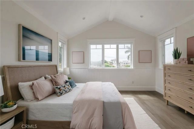 10555 Holman, Los Angeles, CA 90024
