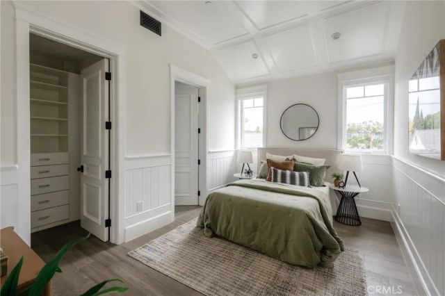 10555 Holman, Los Angeles, CA 90024