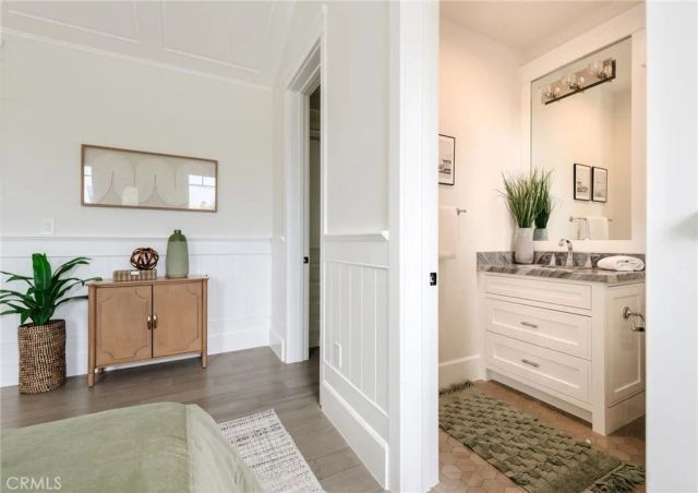 10555 Holman, Los Angeles, CA 90024