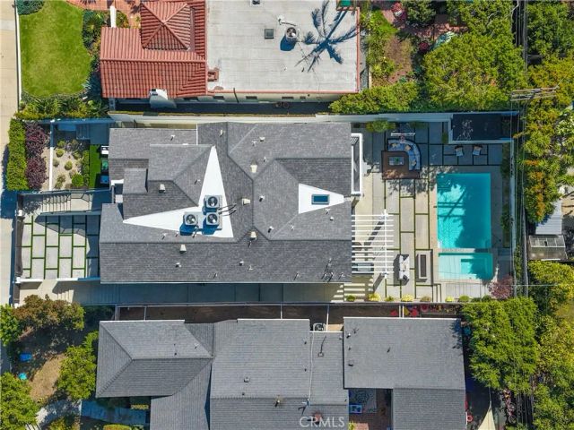 10555 Holman, Los Angeles, CA 90024