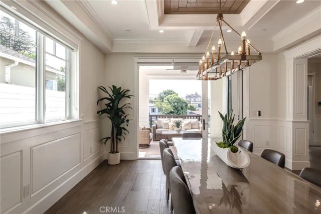 10555 Holman, Los Angeles, CA 90024