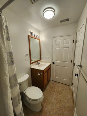 3758 Larkspur Ave, Merced, CA 95348