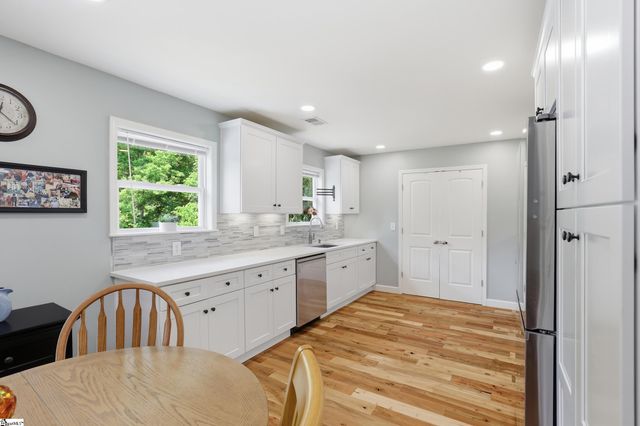 126 Robin Ridge Circle, Piedmont, SC 29673