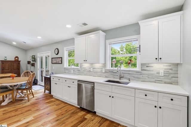 126 Robin Ridge Circle, Piedmont, SC 29673