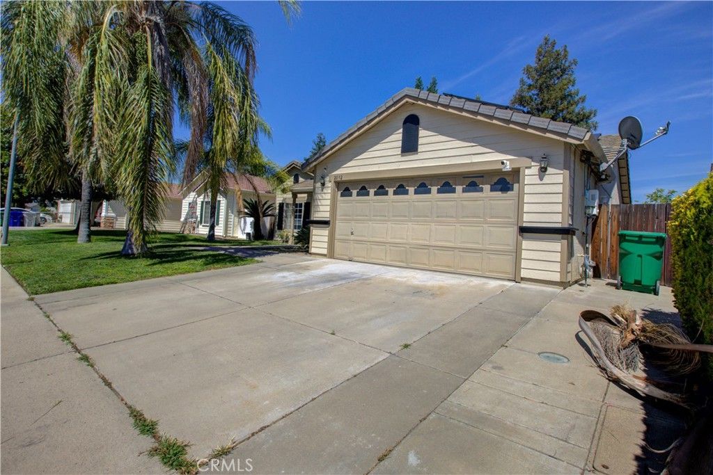 Image 3 of property listing at 2032 Gleneagle Street, Atwater, CA 95301
