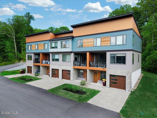 4 Footpath Way, Lake George, NY 12845