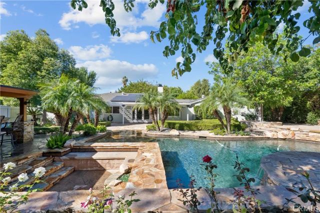 10132 Wish, Northridge, CA 91325