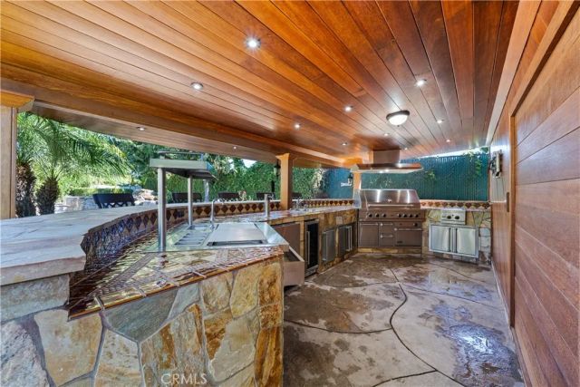 10132 Wish, Northridge, CA 91325