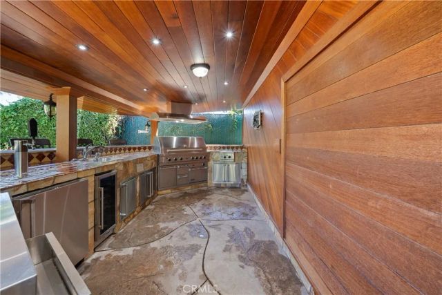 10132 Wish, Northridge, CA 91325