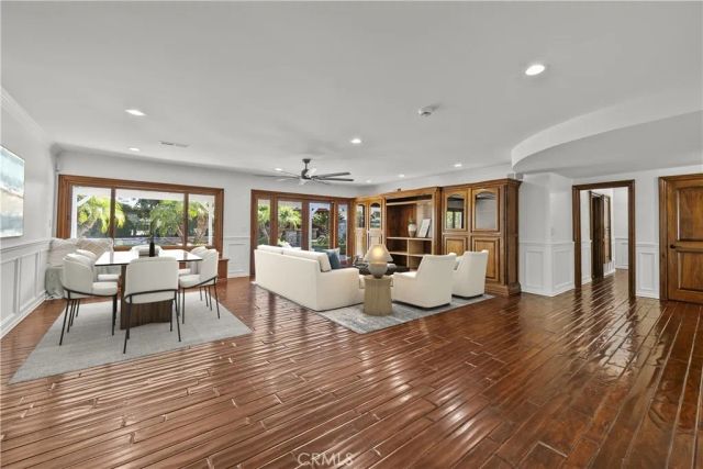 10132 Wish, Northridge, CA 91325