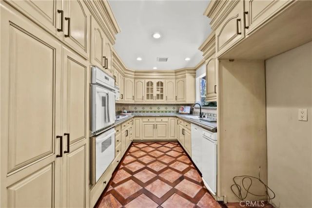 10132 Wish, Northridge, CA 91325