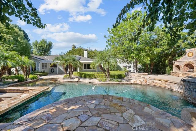 10132 Wish, Northridge, CA 91325