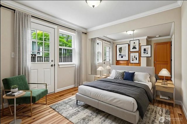 424 21st Avenue, Seattle, WA 98122