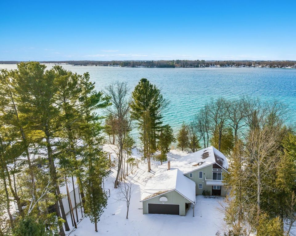 7780 Elk Tip Drive, Milton Twp, MI 49676