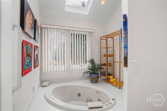 5 Bishopwood Court, Savannah, GA 31411