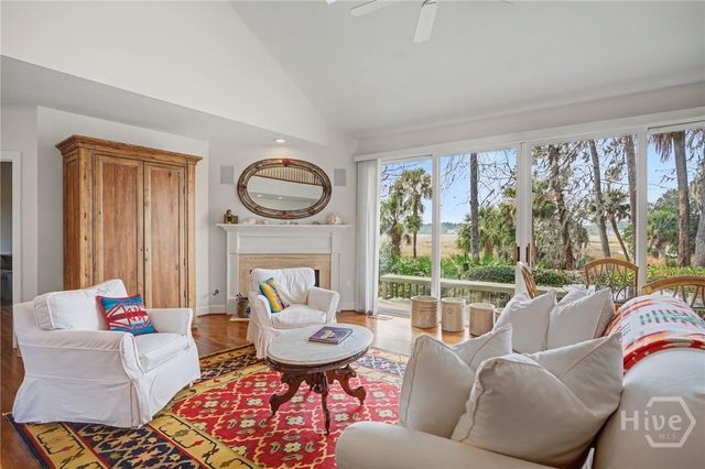 5 Bishopwood Court, Savannah, GA 31411