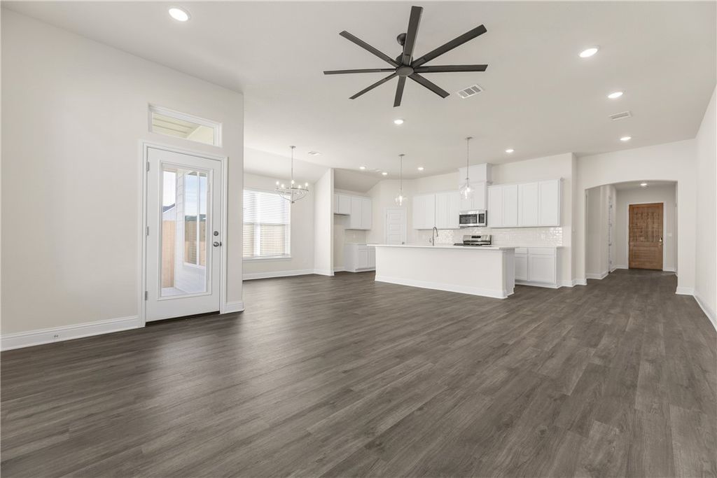 6303 Trado Drive, College Station, TX 77845 — photo 4