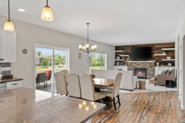 8036 55th Lane N, New Hope, MN 55428