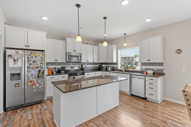 8036 55th Lane N, New Hope, MN 55428