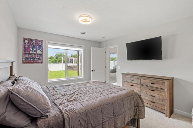 8036 55th Lane N, New Hope, MN 55428
