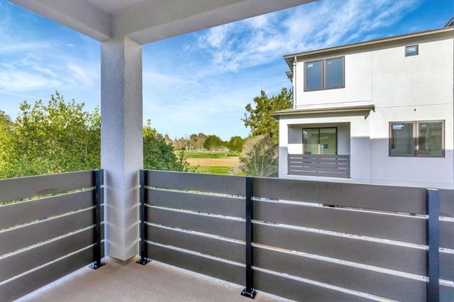 1101 Juana Court, Palo Alto, CA 94303