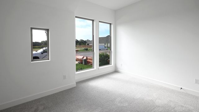 311 Melody RD, Lockhart, TX 78644