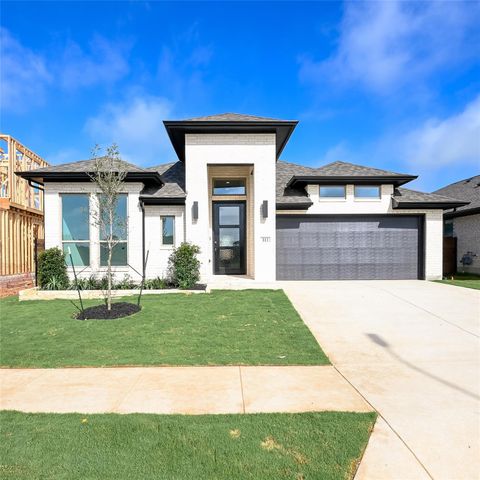 311 Melody RD, Lockhart, TX 78644