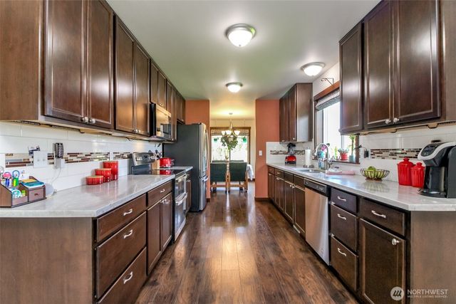 2910 201st Street Ct E, Spanaway, WA 98387