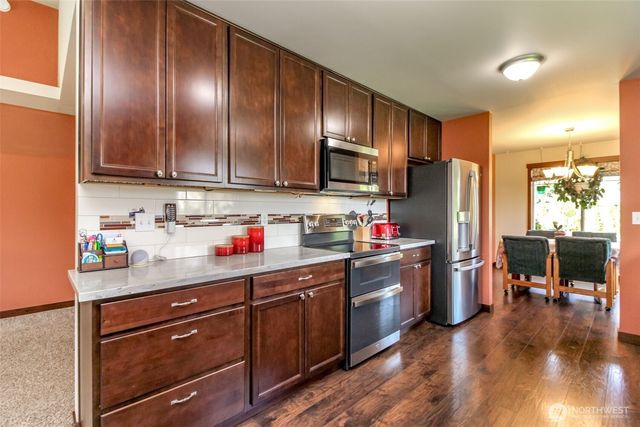 2910 201st Street Ct E, Spanaway, WA 98387