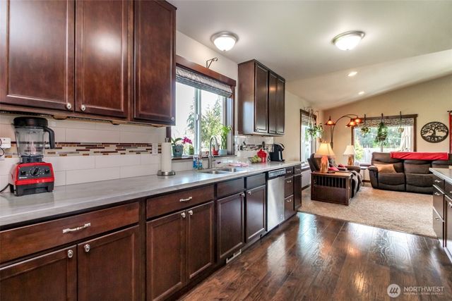 2910 201st Street Ct E, Spanaway, WA 98387