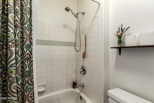 750 E NORTHERN Avenue 2005, Phoenix, AZ 85020