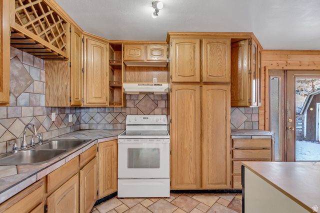 455 S 300 E, Santaquin, UT 84655