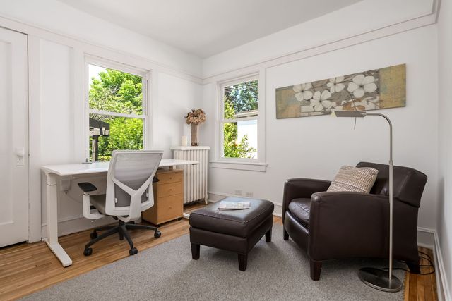 131 N Harvey Avenue, Oak Park, IL 60302