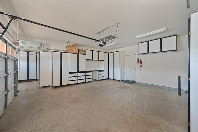 1890 Creekcrest Ln, Lincoln, CA 95648