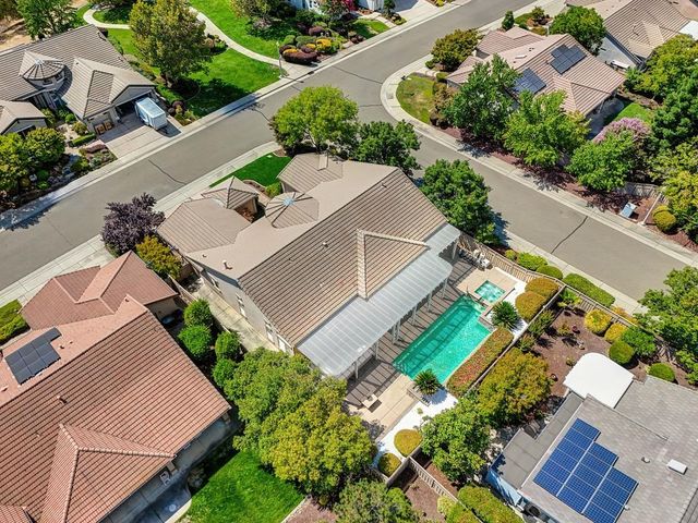 1890 Creekcrest Ln, Lincoln, CA 95648