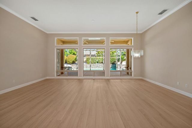 1890 Creekcrest Ln, Lincoln, CA 95648