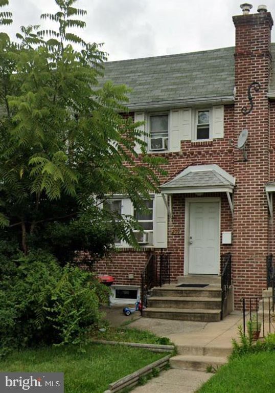 209 E GREENWOOD AVE, Upper Darby, PA 19082