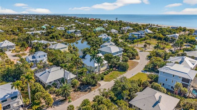 556 Sea Oats DR, Sanibel, FL 33957