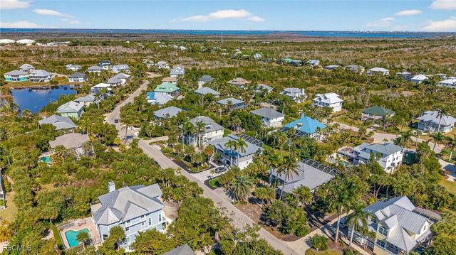 556 Sea Oats DR, Sanibel, FL 33957