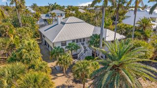 556 Sea Oats DR, Sanibel, FL 33957