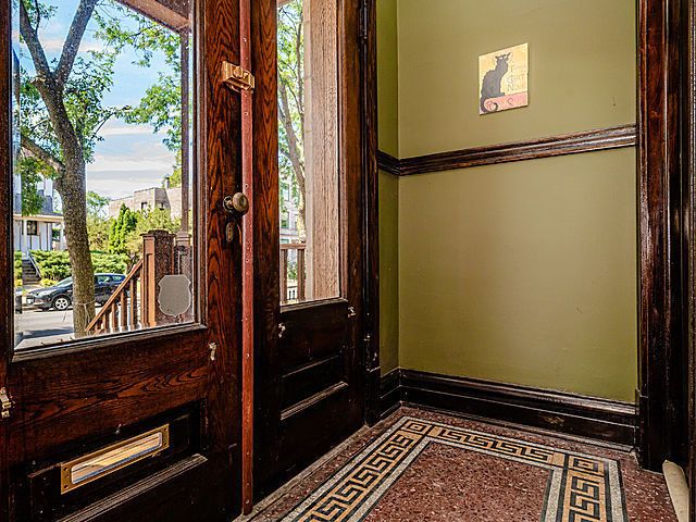 2523 N Kimball Avenue 2, Chicago, IL 60647