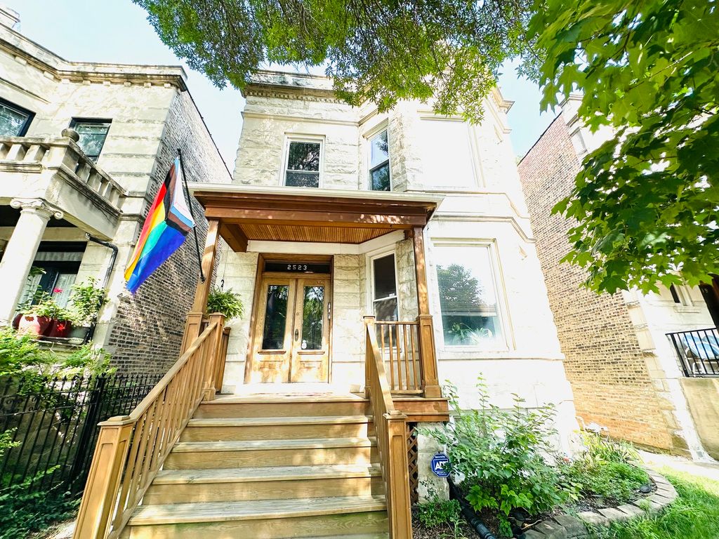 2523 N Kimball Avenue 2, Chicago, IL 60647