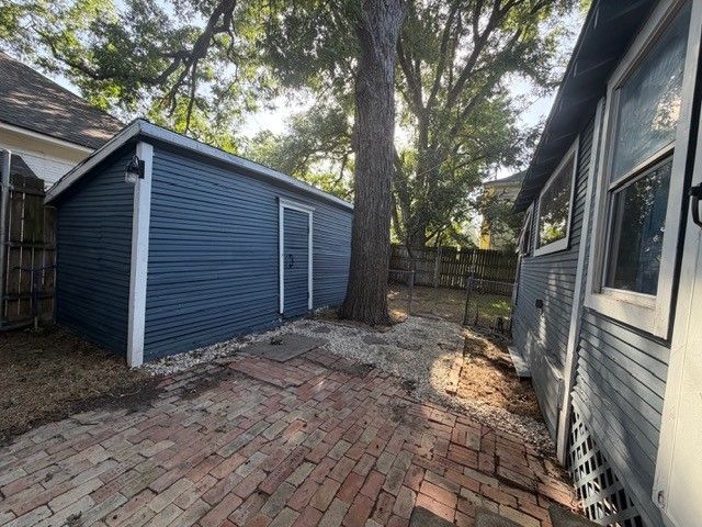 415 W Franklin Street, Waxahachie, TX 75165