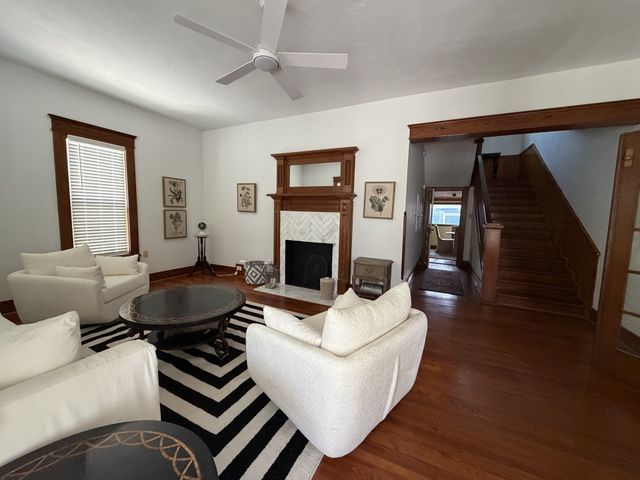 415 W Franklin Street, Waxahachie, TX 75165