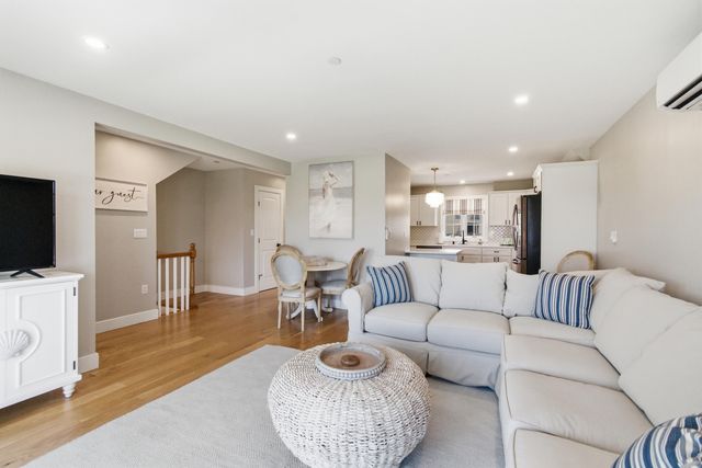 9 Chase Avenue UNIT 7, Dennis Port, MA 02639
